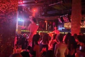 Las Vegas: Rota das Discotecas com Autocarro de Festa, Bebidas e Entrada Rápida