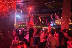 Las Vegas: Rota das Discotecas com Autocarro de Festa, Bebidas e Entrada Rápida