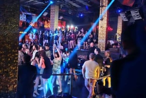 Las Vegas: Rota das Discotecas com Autocarro de Festa, Bebidas e Entrada Rápida