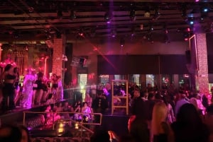 Las Vegas: Rota das Discotecas com Autocarro de Festa, Bebidas e Entrada Rápida