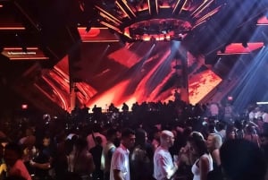 Las Vegas: Rota das Discotecas com Autocarro de Festa, Bebidas e Entrada Rápida