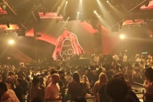 Las Vegas: Rota das Discotecas com Autocarro de Festa, Bebidas e Entrada Rápida