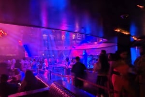 Las Vegas: Rota das Discotecas com Autocarro de Festa, Bebidas e Entrada Rápida