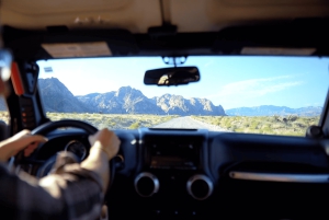 Las Vegas: Picnic di coppia e tour serale in jeep fuoristrada