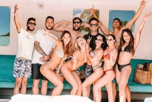 Las Vegas: Day Club Pool Party med gratis drinker og partybuss