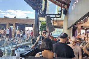 Las Vegas: Day Club Pool Party with Free Drinks & Party Bus