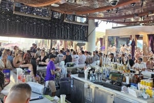 Las Vegas: Day Club Pool Party with Free Drinks & Party Bus