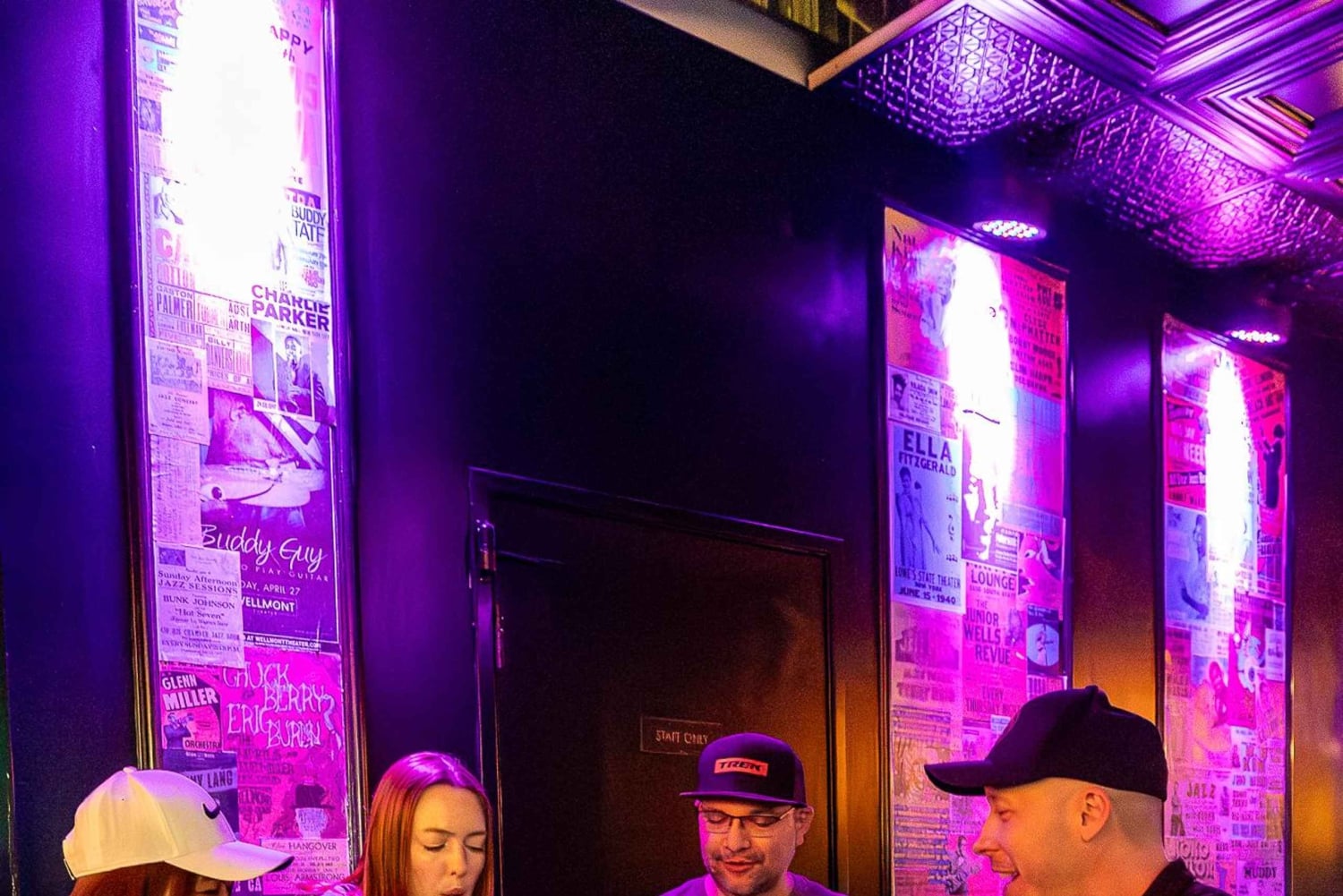 Las Vegas: Fremont Cocktail Crawl & Guided Walking Tour