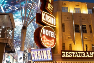 Las Vegas: Fremont Cocktail Crawl & Guided Walking Tour