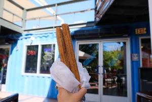 ラスベガス：フリーモント・ストリートのドーナツとスイーツを楽しむウォーキングツアー