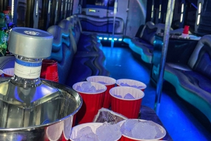 Las Vegasissa: Fremont Street Party Bus and Bar Crawl: Fremont Street Party Bus and Bar Crawl