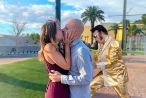 Las Vegas: Goldene Elvis-Gelübdeerneuerung oder Hochzeit am Welcome Sign
