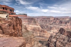 Las Vegas: Grand Canyon-flygning med valfritt Skywalk-inträde