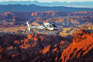 Las Vegas: Helikoptertur Grand Canyon Heli Tour och Valley of Fire Landing