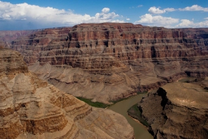 Las Vegas: Grand Canyon-Hubschrauberflug & Ranch-Abenteuer mit Bus