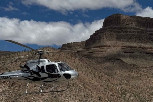 Las Vegas: Grand Canyon-Hubschrauberflug & Ranch-Abenteuer mit Bus