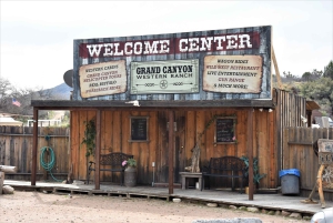 Las Vegas: Grand Canyon-Hubschrauberflug & Ranch-Abenteuer mit Bus