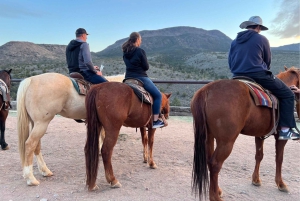 Las Vegas: Grand Canyon Ranch Tour z przejażdżką konną/wozem