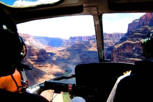 Las Vegasissa: Las Vegas: Grand Canyon Tour & Helikopteri laskeutuminen kokemus