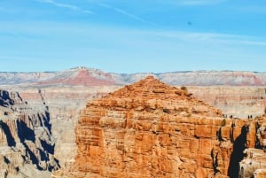 Las Vegas: Grand Canyon West Busstur med guidet spasertur