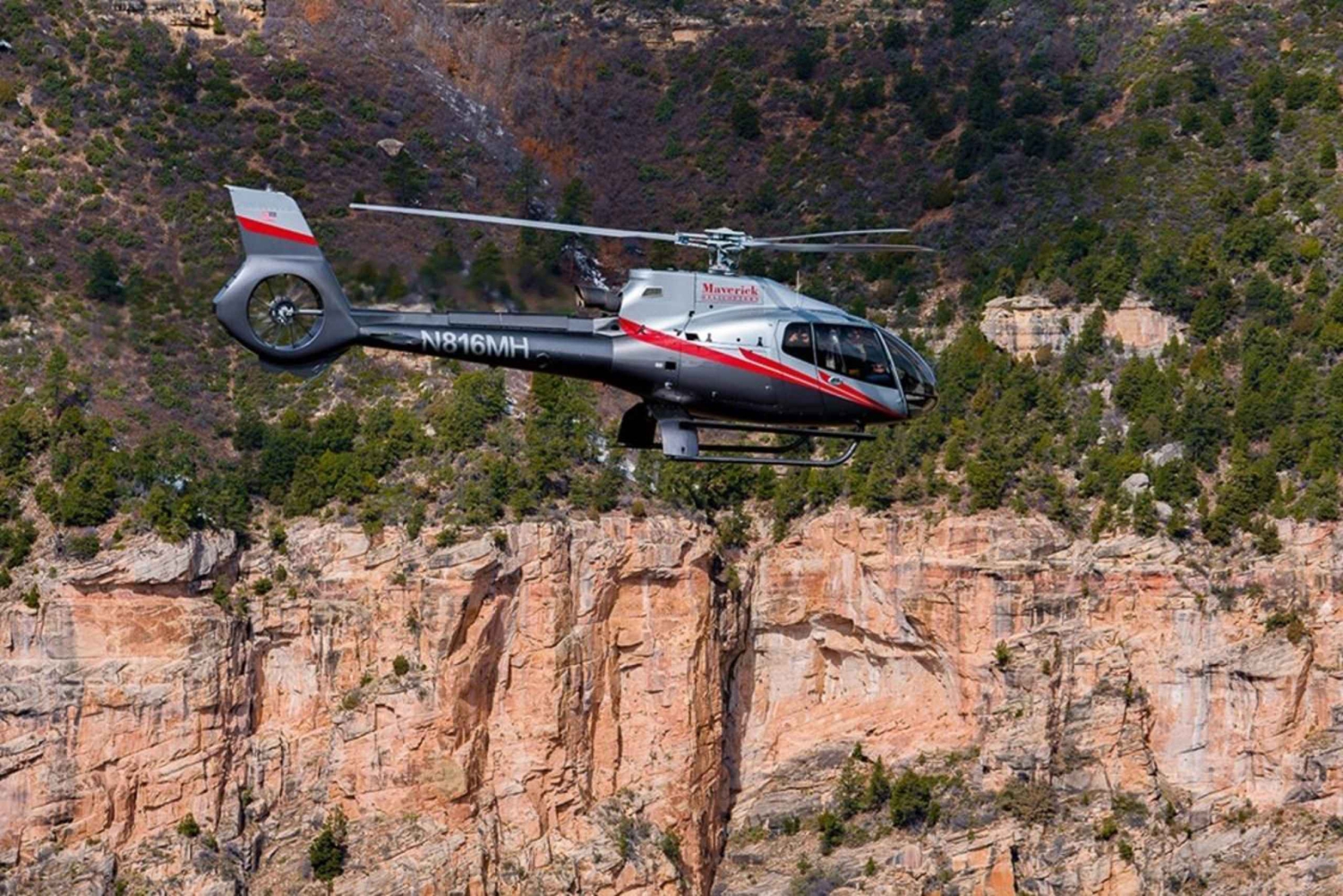 Las Vegas: Grand Canyon West Helicopter Experience