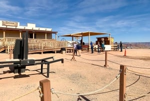 Las Vegas: Excursión Privada en Furgoneta por el Borde Oeste del Gran Cañón