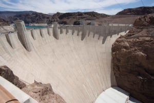 Las Vegas: Grand Canyon West Rim Tour med Hoover Dam-stop