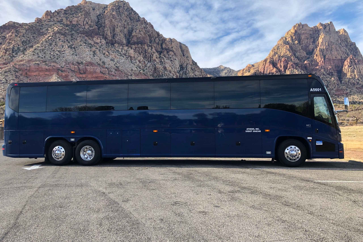 ラスベガス発：グランドキャニオン ウエスト スカイウォーク＆ガイド付きウォーキングツアー