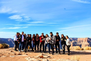 ラスベガス発：グランドキャニオン ウエスト スカイウォーク＆ガイド付きウォーキングツアー