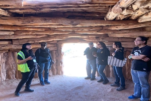 ラスベガス発：グランドキャニオン ウエスト スカイウォーク＆ガイド付きウォーキングツアー