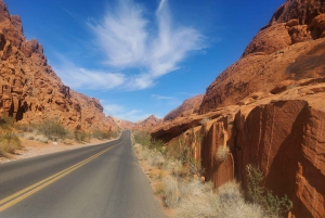 Las Vegas: Hoover Dam & Valley of Fire Day Trip with Brunch