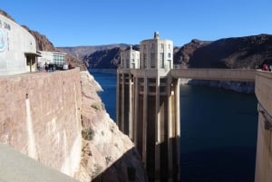 Las Vegas: excursión de un día a la presa Hoover y el Valle del Fuego con brunch