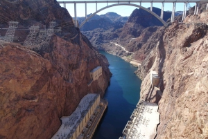 Las Vegas: excursión de un día a la presa Hoover y el Valle del Fuego con brunch