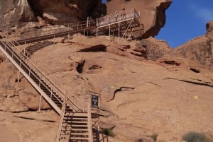 Las Vegas: excursión de un día a la presa Hoover y el Valle del Fuego con brunch