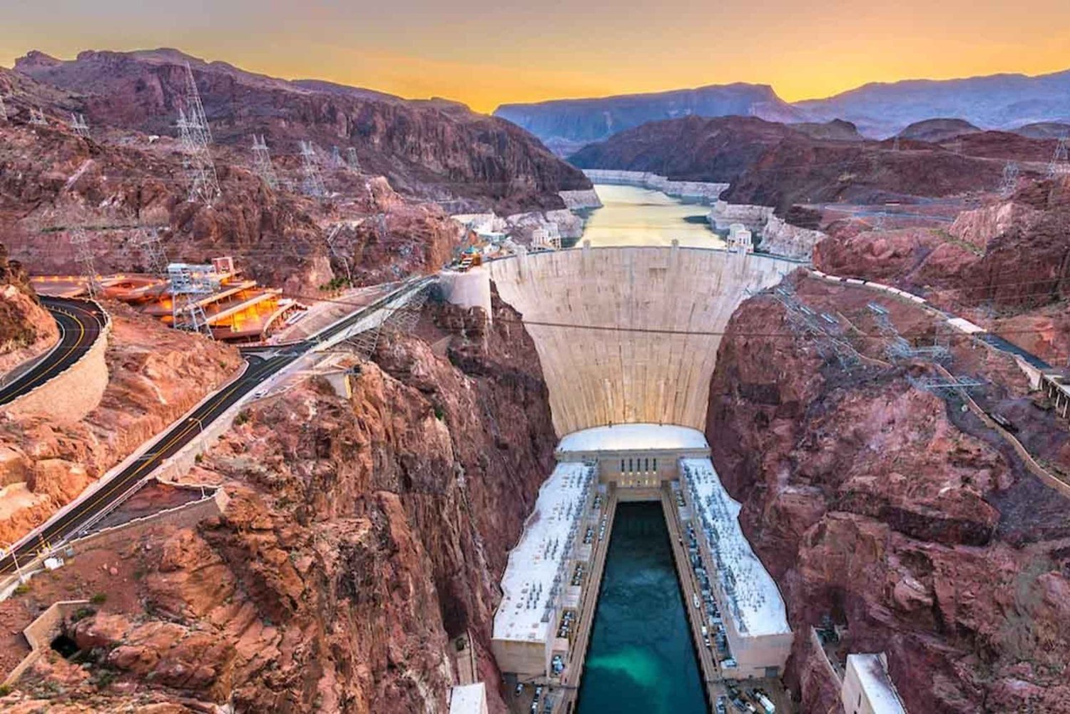 Las Vegas: Hoover Dam, Western Ghost Town & Cliff Jumping