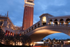 Las Vegas Tour nocturno por el Strip de Las Vegas con guía en español