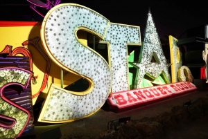 Las Vegas: Nocny lot helikopterem i zwiedzanie Neon Museum