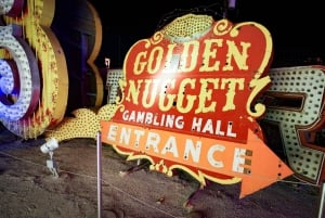 Las Vegas: Vuelo Nocturno en Helicóptero y Visita al Museo del Neón