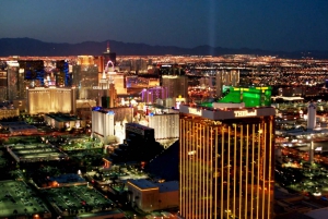 Las Vegas: Natthelikopterflyvning over Las Vegas Strip