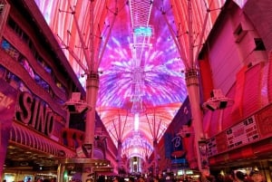 Tour nocturno por Las Vegas y Fremont St. en el centro de la ciudad