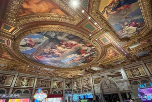 Las Vegas Night Tour, Fremont St. Experience, & Welcome sign