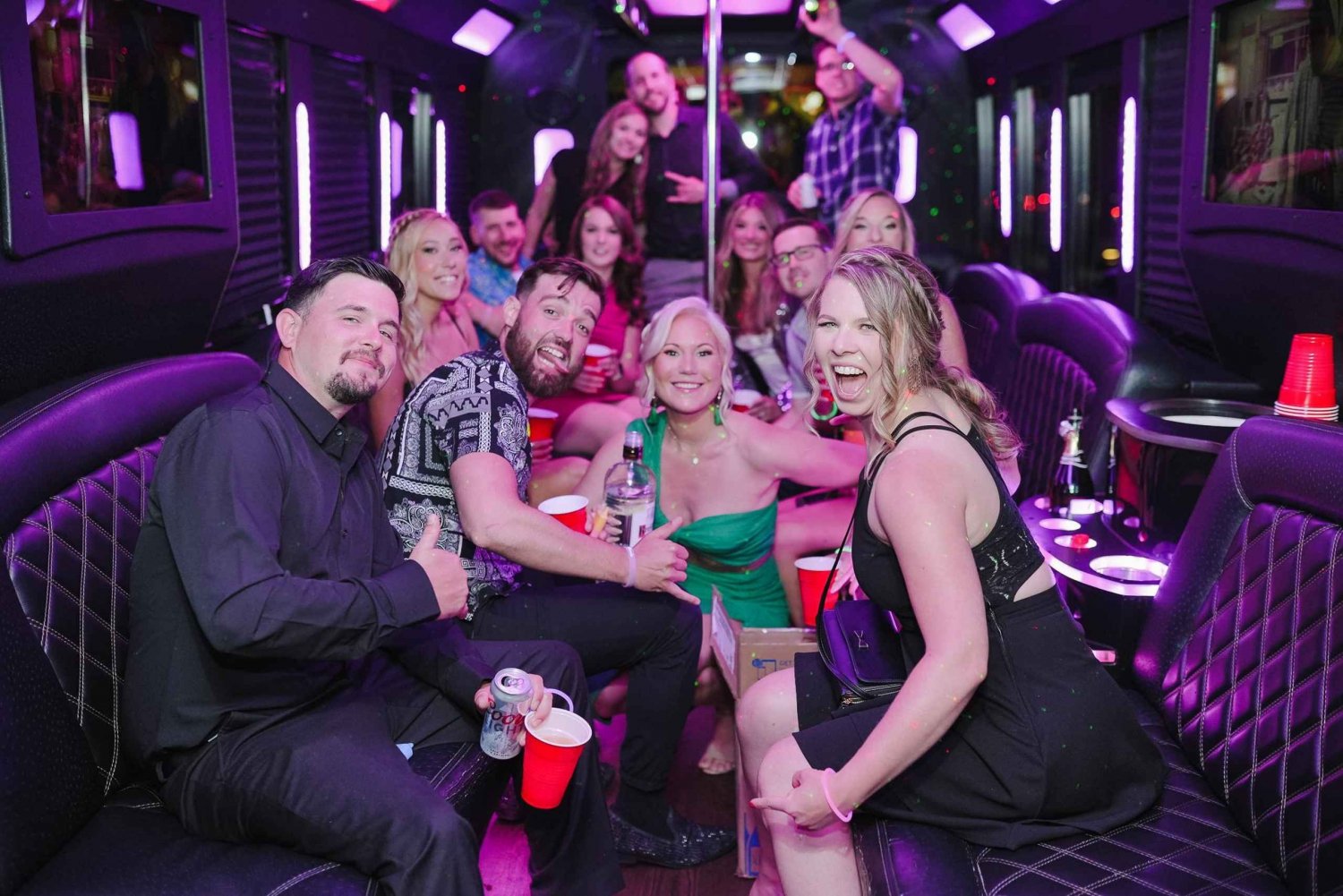 Las Vegas: Natklub på hjul - scenisk partybus-oplevelse