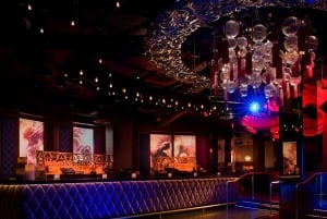 Las Vegas: Fiesta Nocturna Definitiva con PartyBus y Bebidas Gratis