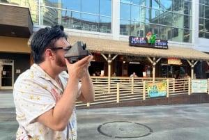 Las Vegas: Polaroid Photo Walking Tour in Vintage Downtown