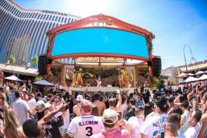 Las Vegas: Pool Crawl med festbuss, åpen bar og VIP-inngang