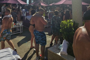 Las Vegas: Pool Crawl med festbuss, åpen bar og VIP-inngang