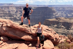 Las Vegas: Wycieczka w małej grupie Grand Canyon Skywalk, Hoover Dam Tour