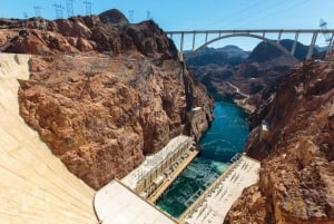 Las Vegas: SMALL-GROUP Hoover Dam, kraftverk, brotur