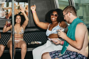 Las Vegas Strip: 3-stop Pool Party Crawl med Party Bus