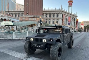 Tour panoramico della Strip di Las Vegas in Hummer militare senza portiere